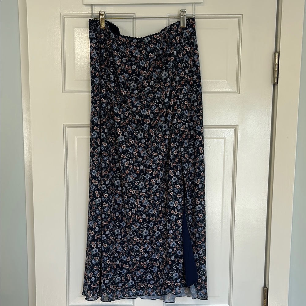 Arula Floral Midi Skirt Size X Business
Slip On Comfy Stretch Lined Slit Relaxed